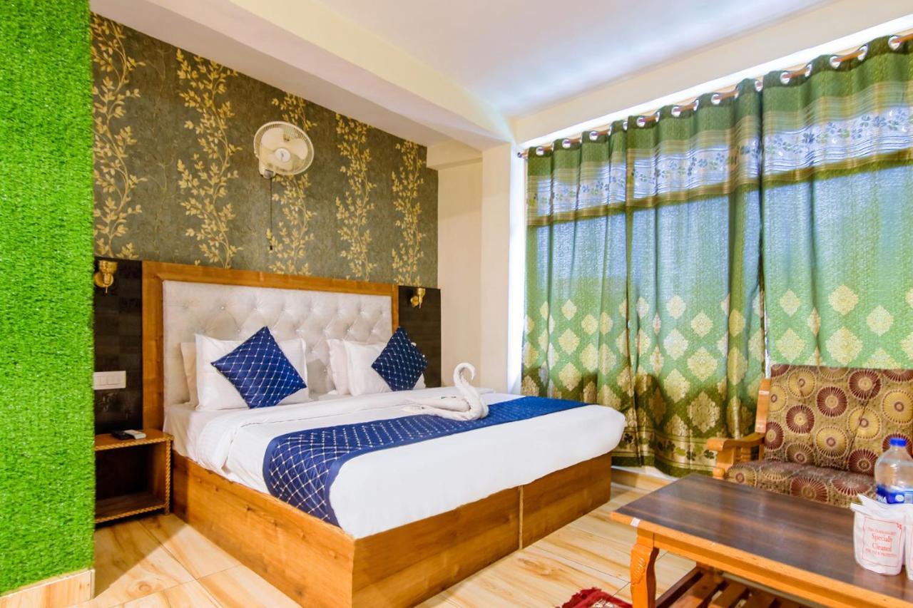 Hotel Fabhotel Negis Shivalay 3*